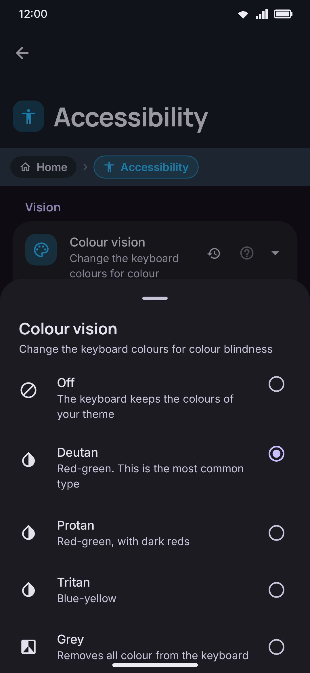 Colour vision set to Deutan, with the five filter options shown in the picker.